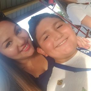 Meet your Posher, Laura